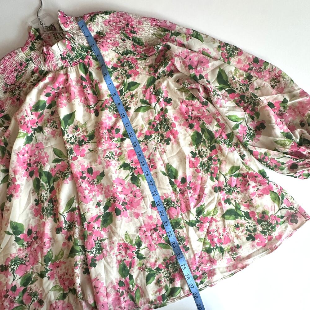Tuckernuck Gossamer Pink Hydrangea Lydia Blouse Womens XL Pink Green Flowy Vacay - Picture 10 of 11